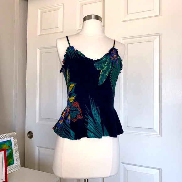 🍓Patrons of Peace Tropical Peplum top NWT - Picture 4 of 16